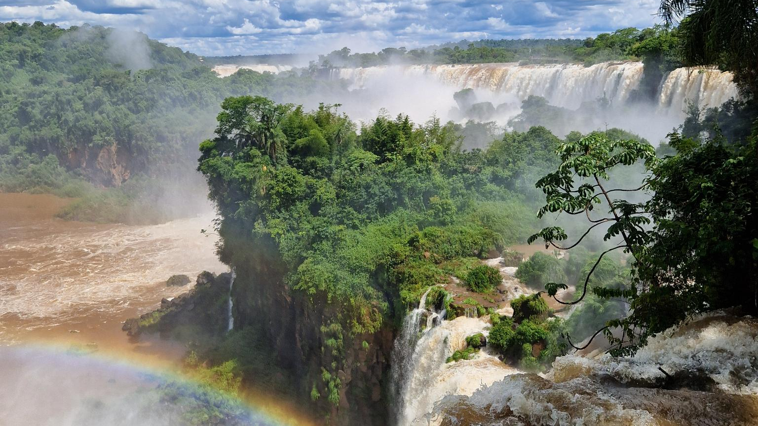 Die Iguazu-Wasserfälle von der argentinischen Seite.